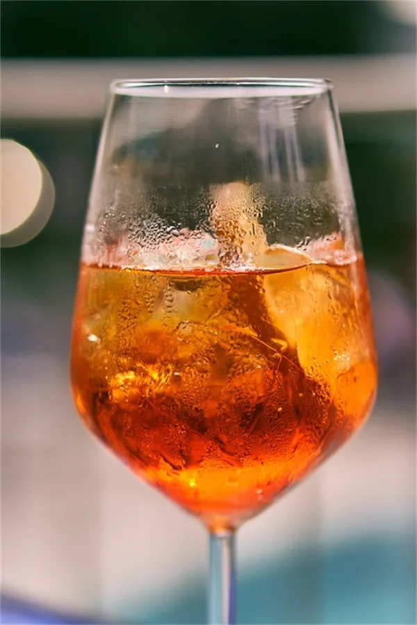 酢の除草剤、使う前に知っておきたい3つのリスクと正しい使い方